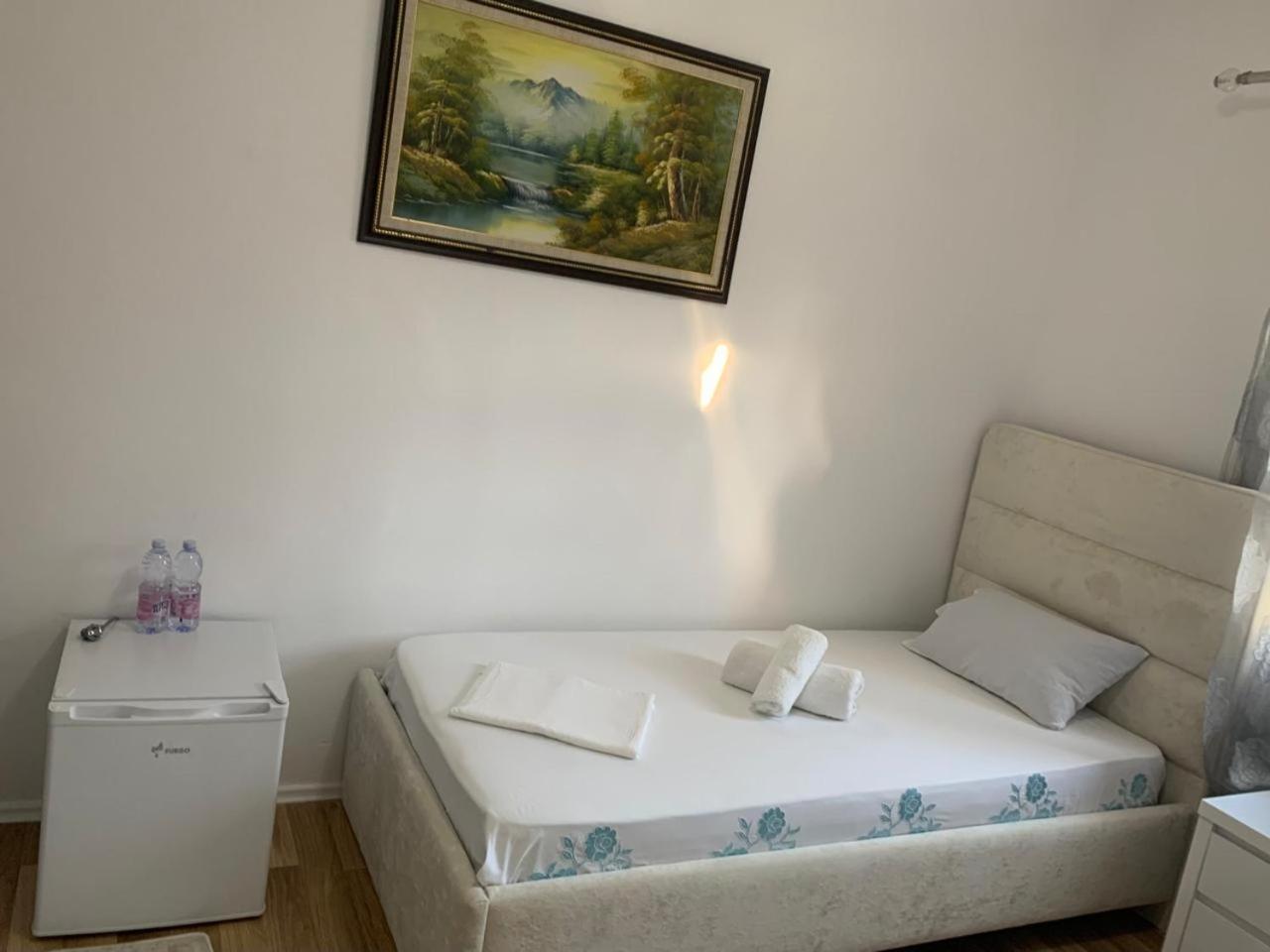 Flat In Berat'S Center Lägenhet Exteriör bild