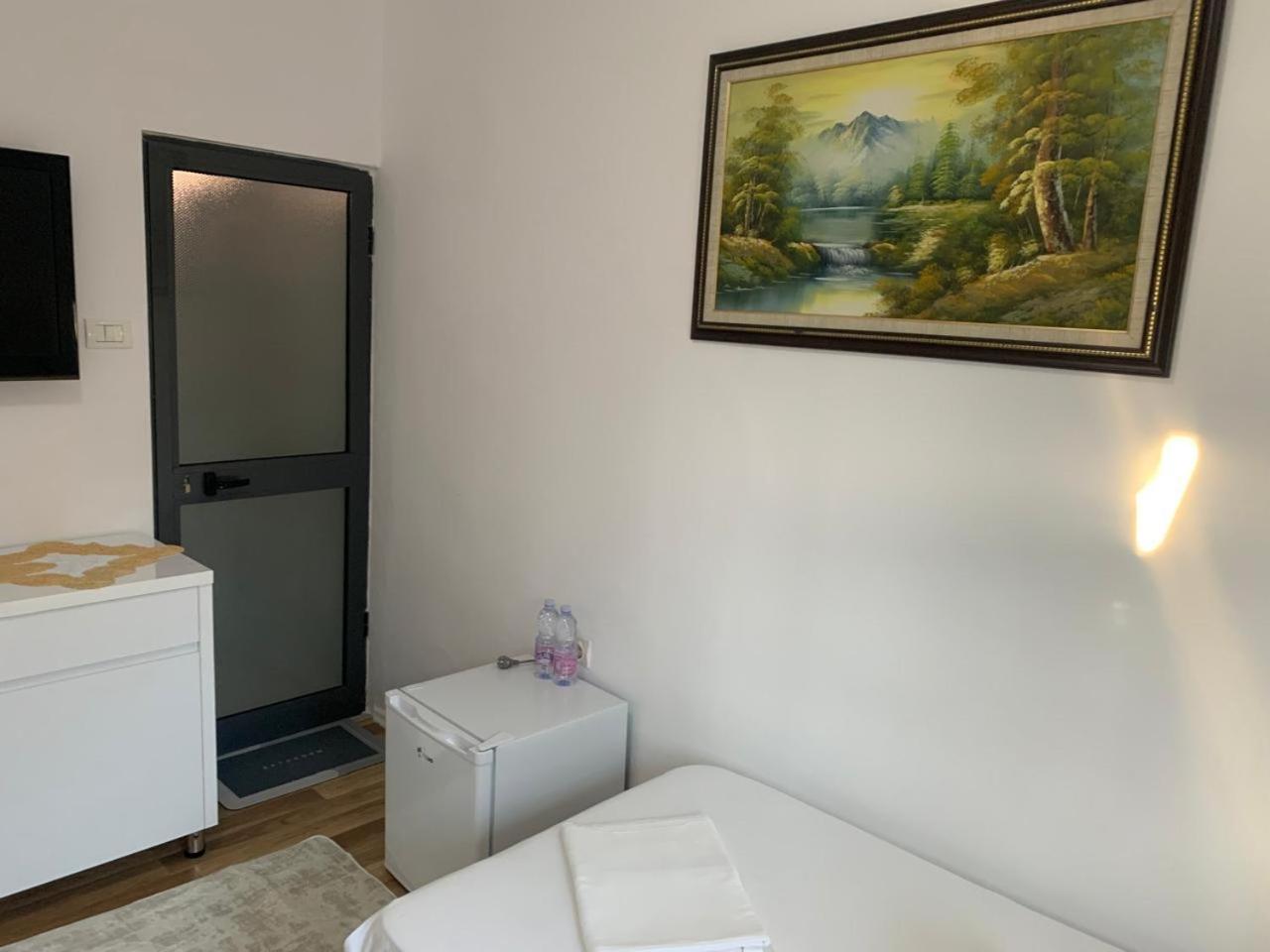 Flat In Berat'S Center Lägenhet Exteriör bild